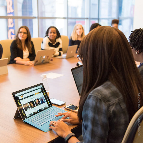 Meetings organiseren op toplocaties in Nederland en in heel Europa - Boek uw meetings en de organisatie van de reis bij Holmstock Travel uw zakelijke reisbureau.
