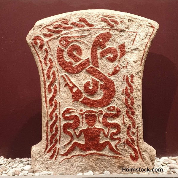 Nordic countries en Vikingen zijn nauw met elkaar verbonden Deze runesteen staat in het museum te Visby op Gotland.