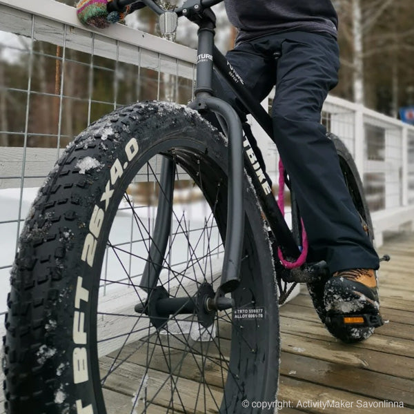Sportieve of actieve vakantie in Finland. Huur een mountainbike of fatbike, ga hiken of abseilen, raften of huur een cano voor een tocht op een rivier of meer. Finland is veelzijdig in zijn aanbod aan excursies en activiteiten. Reisbureau Holmstock Travel kan u helpen bij het maken van de juiste keuzes.