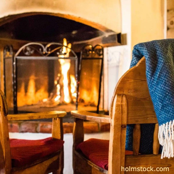 De langeste sneeuwscooter tocht in Lapland boeken? Holmstock Travel neemt u mee op een avontuur door de zweedse fjell. Op maar liefst 350km beleeft u de arctische natuur en combineren wij de extreme rit met gezelligheid en luxe. Een absolute bucket list tour en onderdeel van de hoogwaardige Holmstock Premium Reizen collection.
